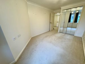 Bedroom- click for photo gallery